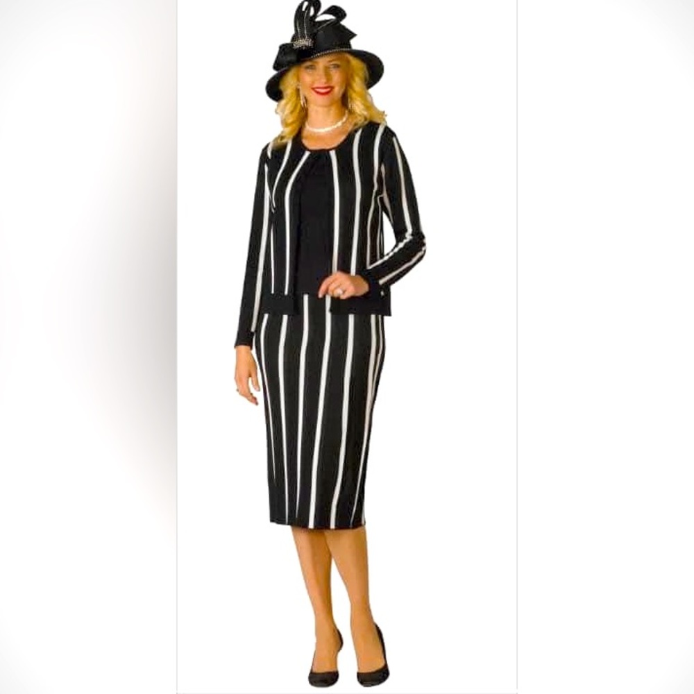Lily and Taylor 3 pc Poly Knit